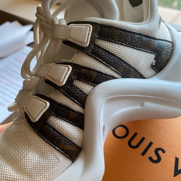 Shoes lv - Picture 2 of 9